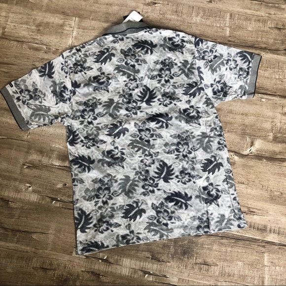 Men’s Izod Golf Short Sleeve Collared Shirt NWT - Picture 2 of 7